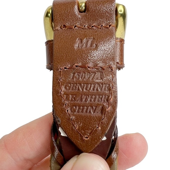 Genuine Leather Neutral Colors Interlocking Gold Buckle Belt - Picture 12 of 12